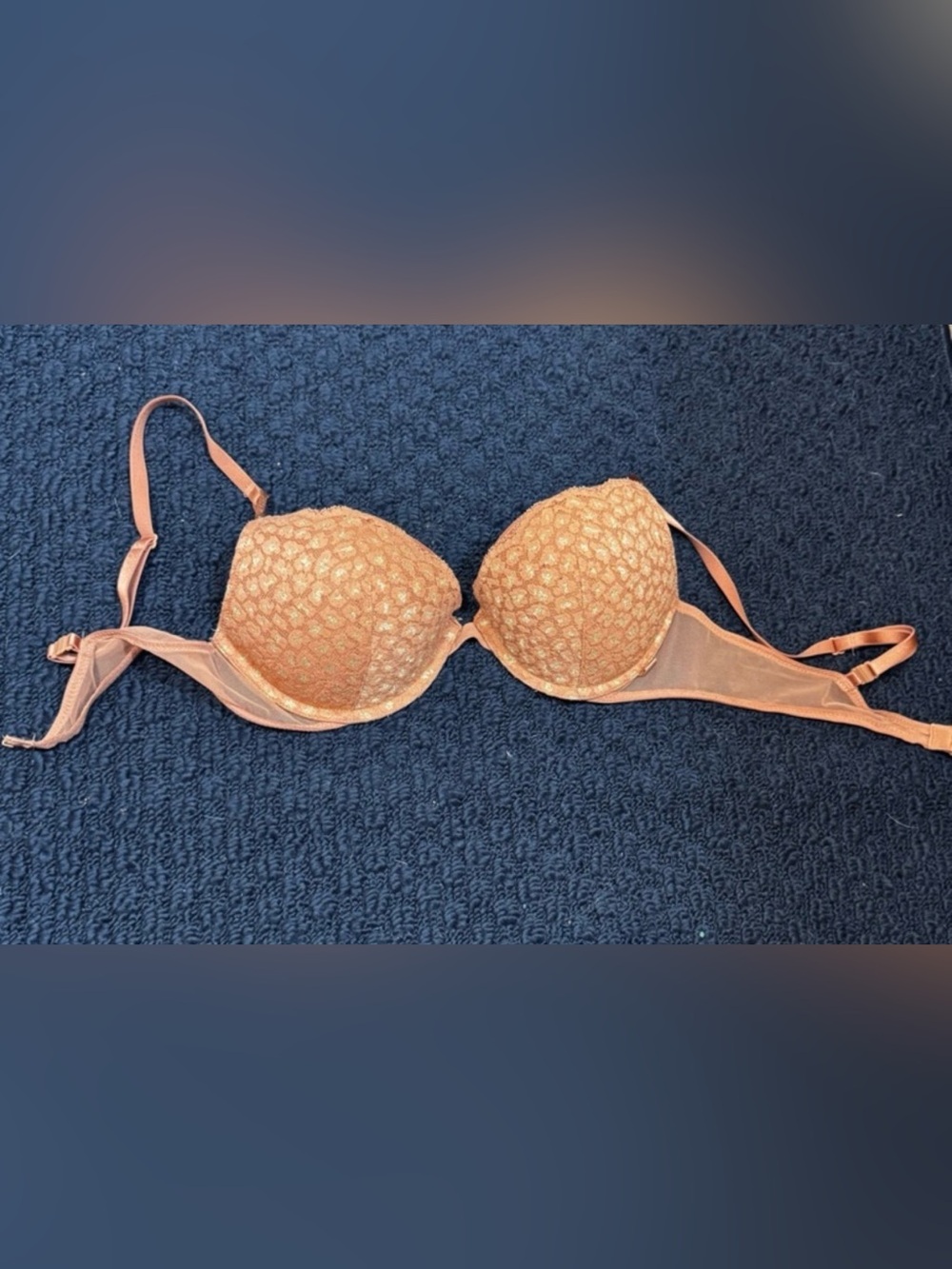 Victoria’s Secret light push up bra